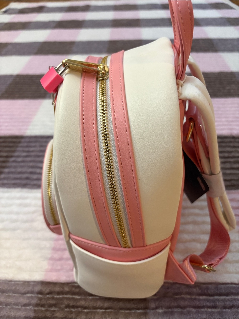 *Loungefly Disney The Aristocats Kittens & Yarn Mini Backpack - NWT** - Picture 6 of 7